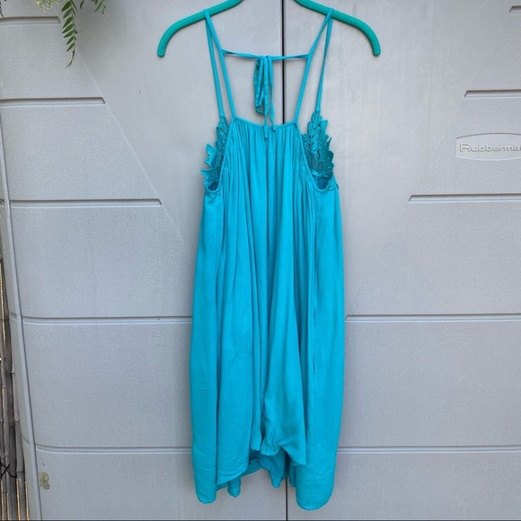Stitch Fix See you Soon Aqua Crochet Short tent Dress with Criss Cross Back sz S - Picture 3 of 4